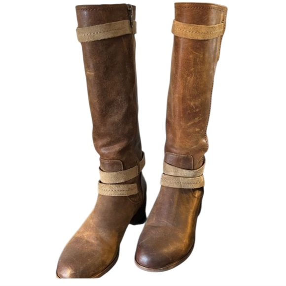 😁UGG Tan and Brown Heeled Leather Boots Size 8.5 - Picture 2 of 7